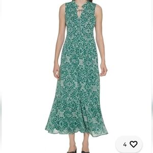 Calvin Klein Women V Neck Tiered Noho PrarieGreen Ruffled Tiered dress Long Sz 2